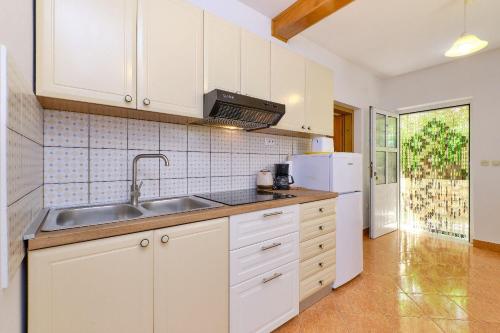 Apartments Nada