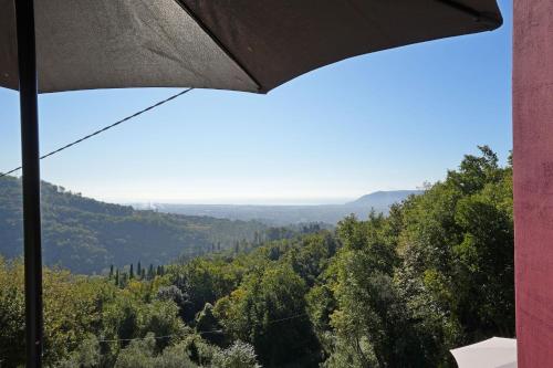 Un paisaje natural cerca de la villa
