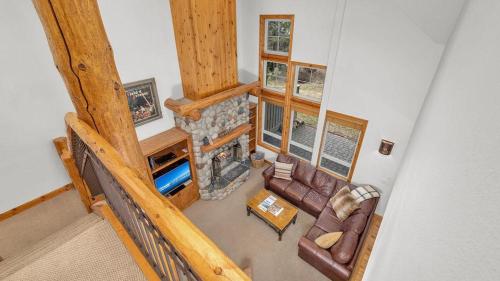 Ruang duduk di Aquila Lodge - Unit 15