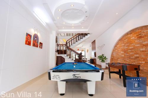 Bàn bi-da tại Sun Villa 14 - Free Bida - Karaoke - Đi Bộ Ra Bãi Thùy Vân 200 Met
