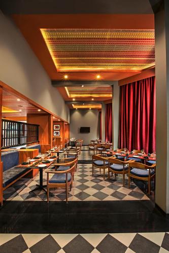 Restoran atau tempat lain untuk makan di Sterling Manali
