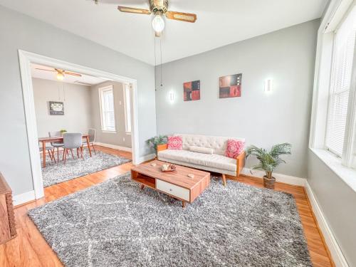 Gallery image of 3 bed 1 bath FREE parking near NYC in North Bergen