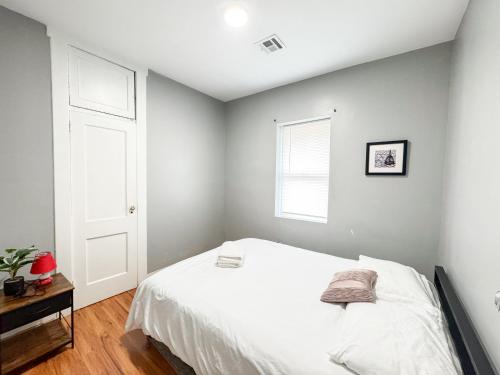 Gallery image of 3 bed 1 bath FREE parking near NYC in North Bergen