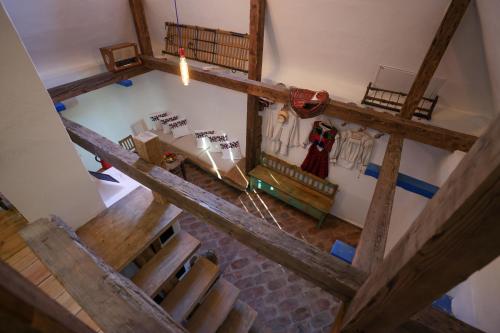 an overhead view of a room with a group at Echoes of Vlădicu in Cluj-Napoca