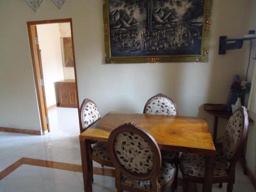Χώρος καθιστικού στο The Reinhold Guesthouse Bali