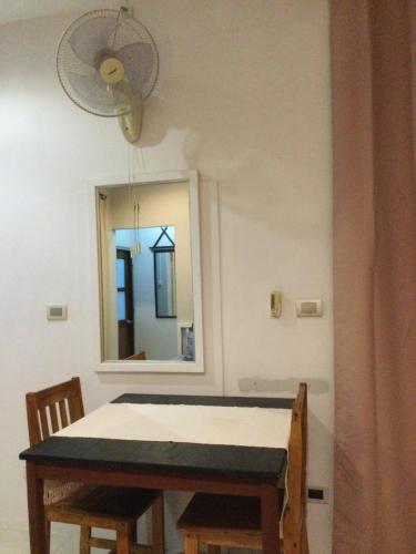 Imagen de la galería de Ananas Samui Hostel, en Laem Set Beach