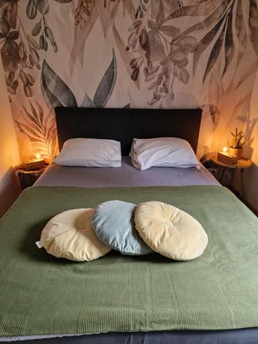 Postel nebo postele na pokoji v ubytování Le Chalet Castor - Camping International - Bomal - Durbuy