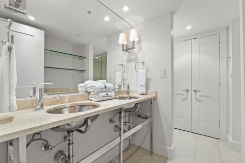 Dapur atau dapur kecil di SeaSpray West 801- Gulf Front