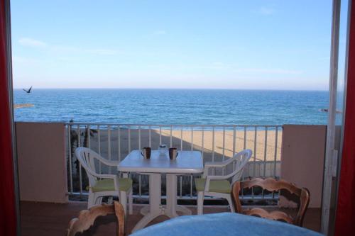 Front de mer pour ce charmant T2 proche commerces - 6OND33