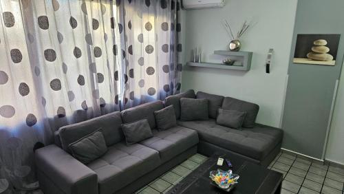 Mani's Family Lake Home