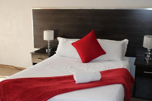 Postel nebo postele na pokoji v ubytování Clarion Guest House