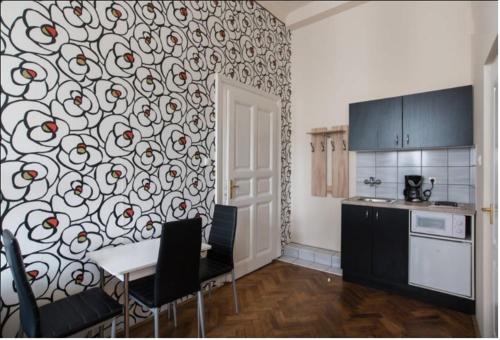 SparrOwl Apartments 1075 Budapest, Károly körút 9. 3 emelet 8  kép - 3