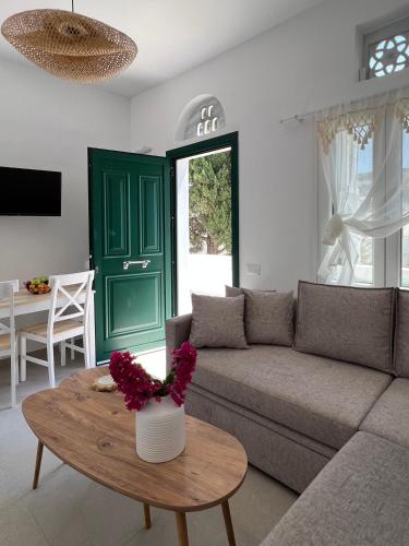 Aeris Tinos Suites