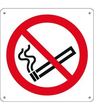 a no smoking sign on a white background at Hotel Kristall in San Donà di Piave