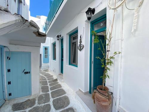 Το κτήριο όπου στεγάζεται  το ξενοδοχείο διαμερισμάτων