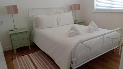 Postel nebo postele na pokoji v ubytování Fabulous Midlothian 3 Bed Home