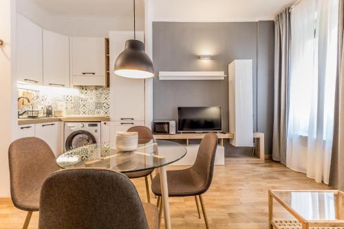 Sapienza Apt - Modern House in Piazza Bologna