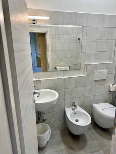 Koupelna v ubytování Hotel Napoleon