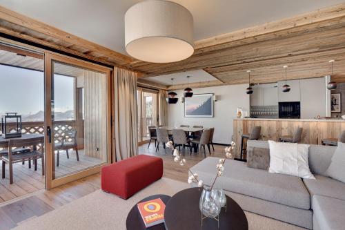 Antarès MIRA 102 - luxury apartment ski inski out