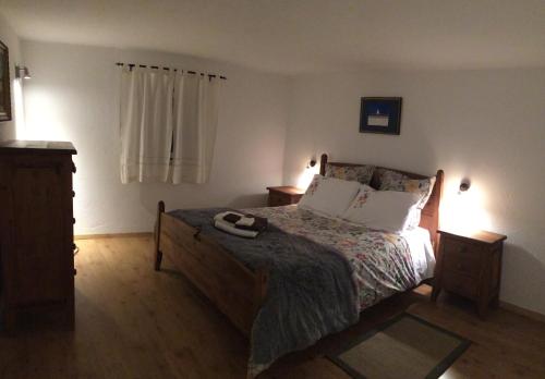 Imagen de la galería de Typical small house near Lisbon, en Oeiras