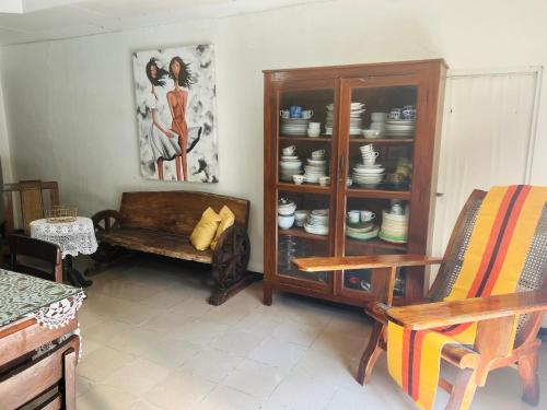 Χώρος καθιστικού στο Anton & Isabel Charming Home in Bangued