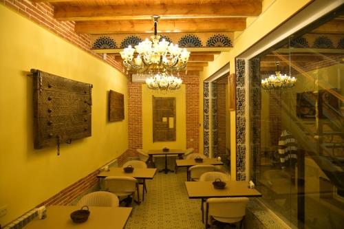 Ruang duduk di Mulberry Hotel