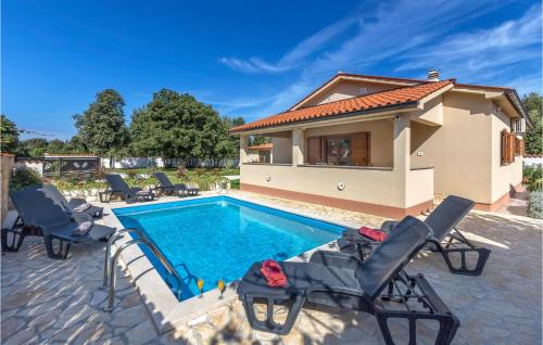 Two-Bedroom Holiday Home In Betiga