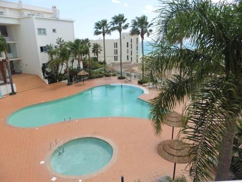 Superbe appartement vue mer et falaises
