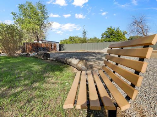 Φωτογραφία από το άλμπουμ του Quiet Garden Sanctuary home σε Clifton