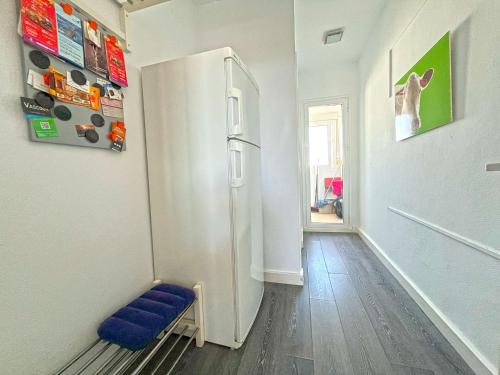 Sol y Mar Apartamento amplio con dos dormitorios y balcón