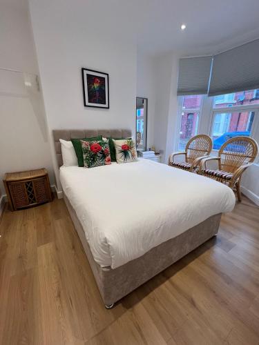 2025 Award Winner Liverpool Cherry House - 4 Bedrooms photo 66