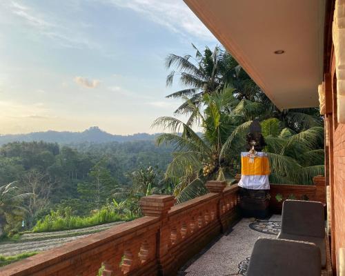 Landskap semula jadi dekat dengan rumah tamu ini