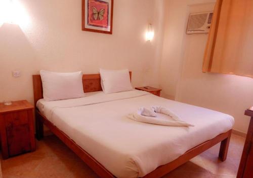 Katil atau katil-katil dalam bilik di Golden Europe Hotel