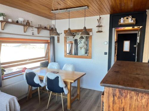 Φωτογραφία από το άλμπουμ του Appartement charmant - Chamrousse - 36 m² - Vue montagne σε Chamrousse