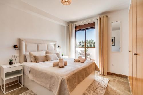 Ultimate Rentals - Appartement Met Uitzicht Op Het Zwembad