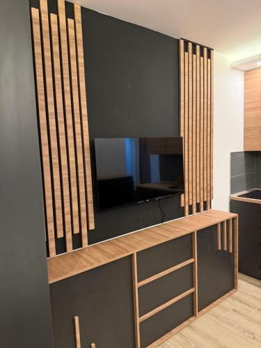 Кухня или мини-кухня в Sophie & Sarah Apartments - Residence Hill, Kopaonik
