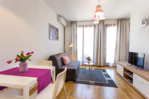 Colours Apartments Superior Studio with FREE Parking 1075 Budapest, Kazinczy utca 9 kép - 3