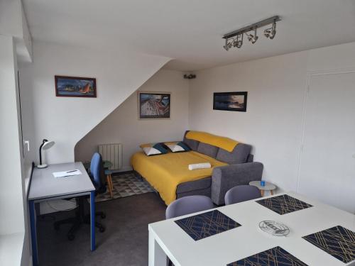 Glaz - appart-sympa - T1 bis en plein centre de Plœmeur