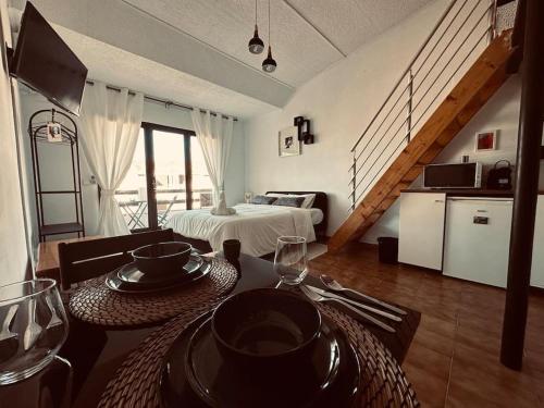 Estudio Maravilloso cerca del mar