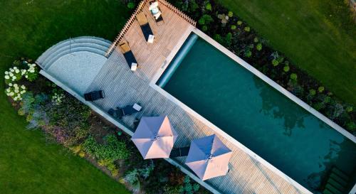 Kolam renang di atau dekat dengan Hotel Quellenhof
