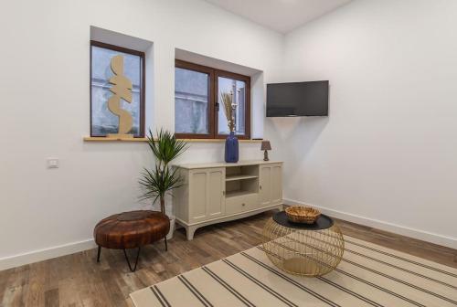 Bright apartment with garden