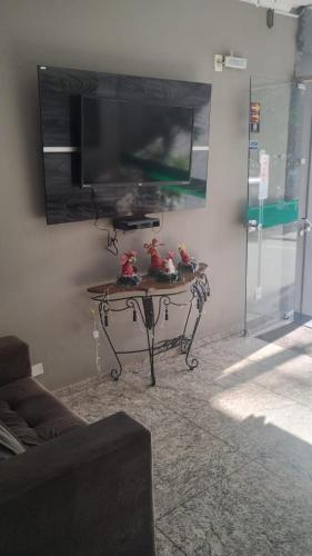TV a/nebo společenská místnost v ubytování Classic HOTEL