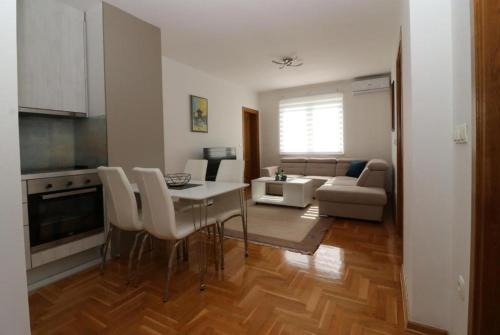 Χώρος καθιστικού στο Tibo Sarajevo