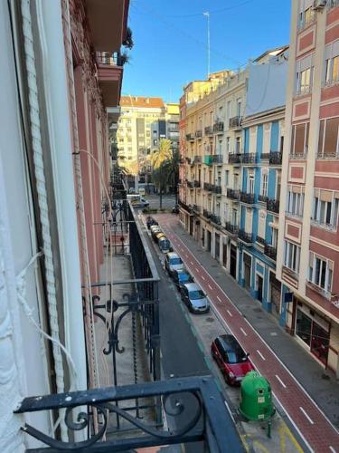 Central Apartment Sleeps 6 Fast Wi-Fi 2 Bathrooms