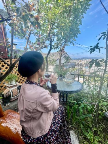Landskap semula jadi dekat dengan rumah percutian
