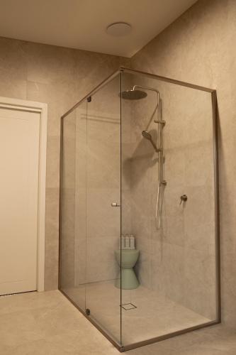 Bilik mandi di Apartment One - Apartments on Gavan