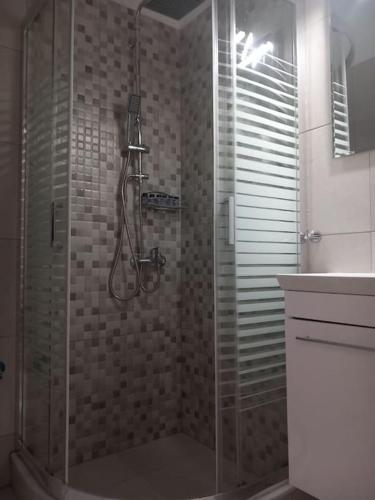 Ένα μπάνιο στο Elite Apartment Larisa