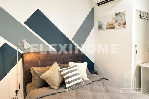 KLIA-KLIA 2, Comfy Studio, Horizon Suites Sepang-Dengkil by Flexihome-MYにあるベッド