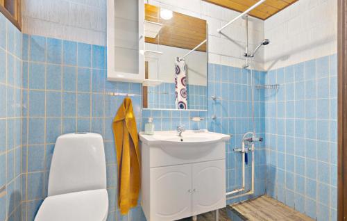 Koupelna v ubytování 5 Bedroom Amazing Home In Herning