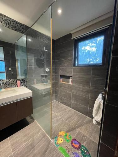 Koupelna v ubytování Oasis garden villa Luxury 5-Bedroom , 3200 sqm